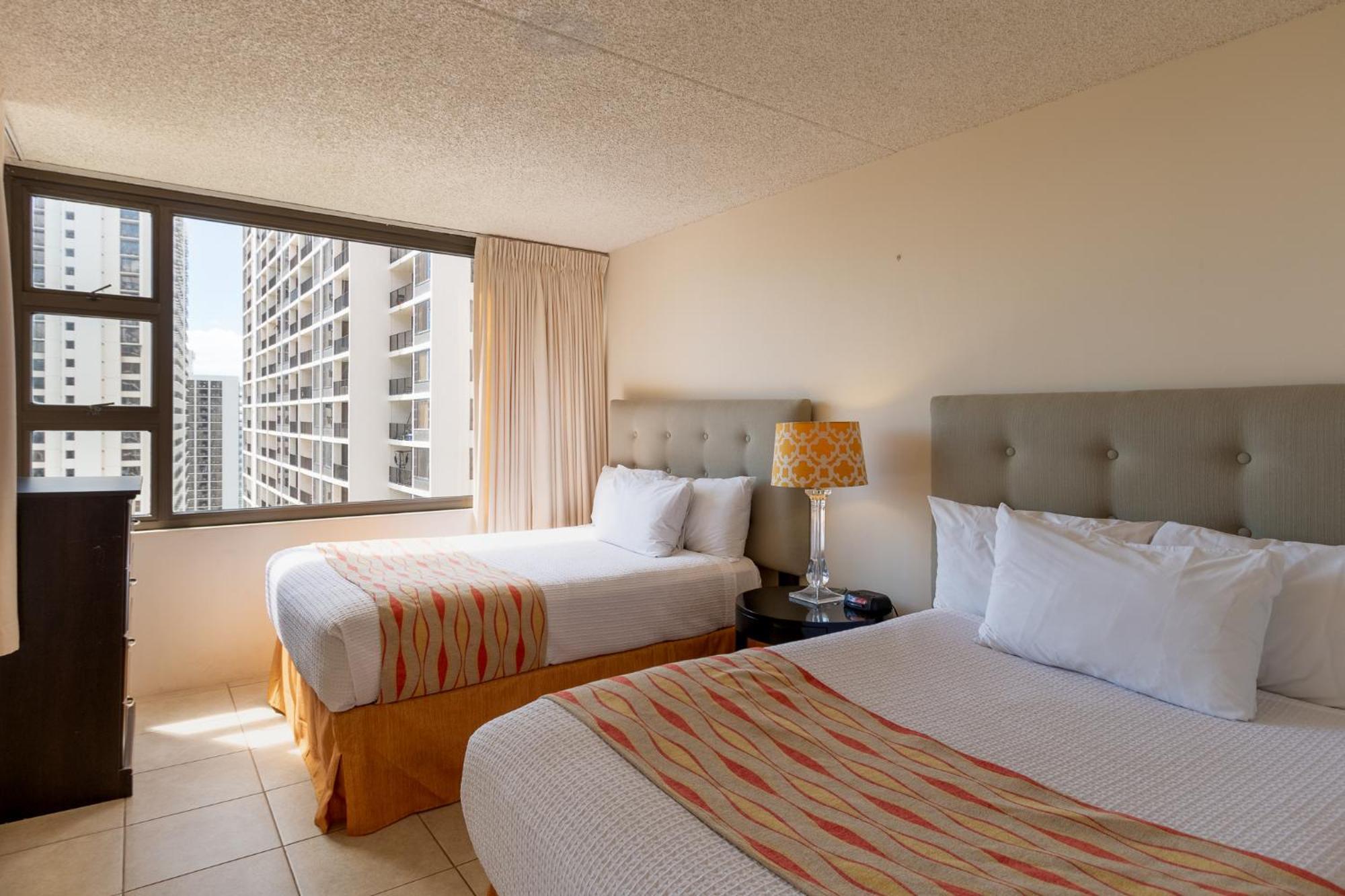 Comfy With Full Kitchen, Dining For 4 & Flexible Sleeping Options *