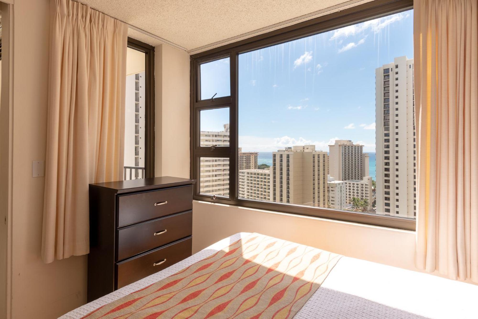 Apartment Comfy With Full Kitchen, Dining For 4 & Flexible Sleeping Options Honolulu